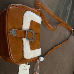 med size Mudd Purse BNWT